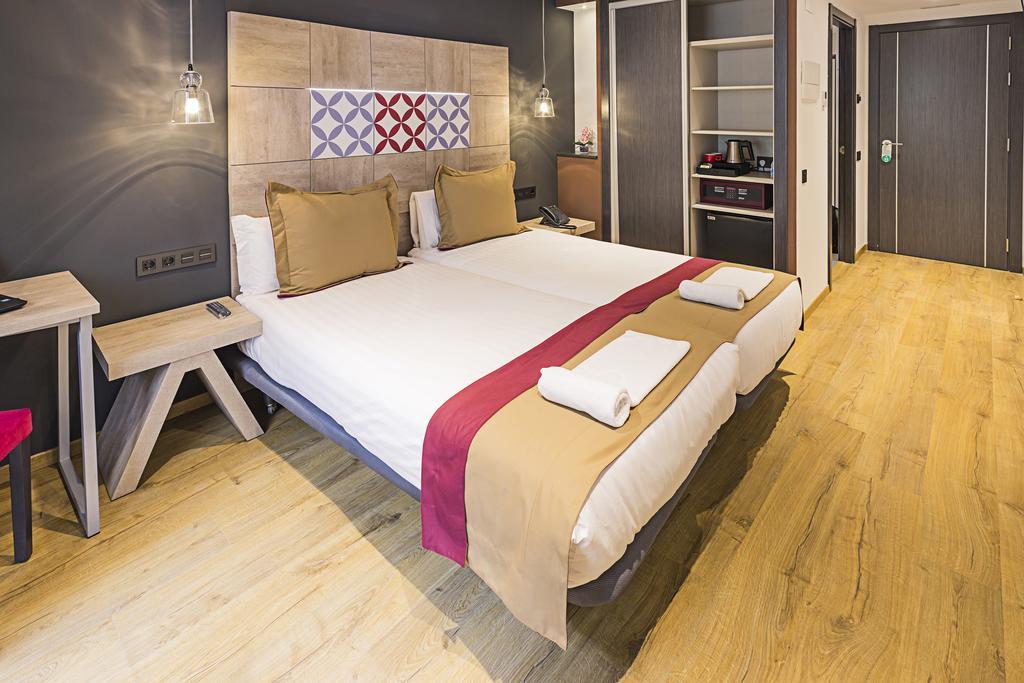Boutique Hostemplo Sagrada Familia Hotell Barcelona Rom bilde